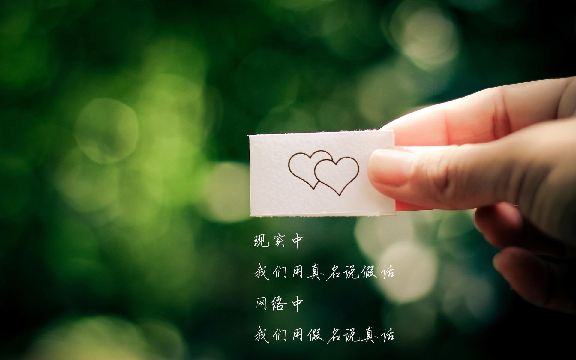 训练场上的“秘密武器”——欧冠球员的准备秘诀，欧冠比赛专用球